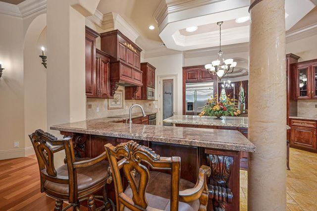 3430 Nadine St, Carmichael, CA 95608