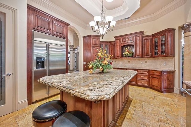 3430 Nadine St, Carmichael, CA 95608