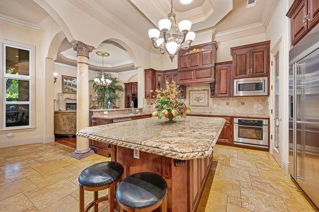 3430 Nadine St, Carmichael, CA 95608