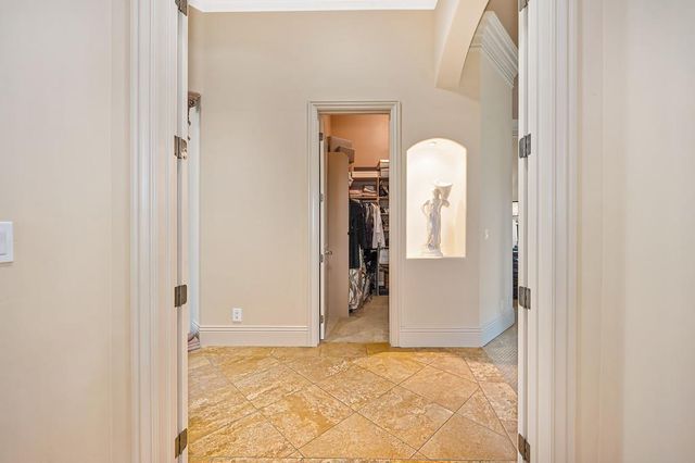 3430 Nadine St, Carmichael, CA 95608