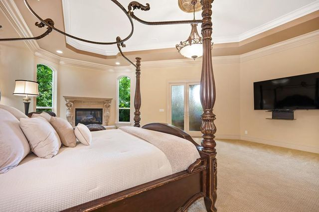 3430 Nadine St, Carmichael, CA 95608