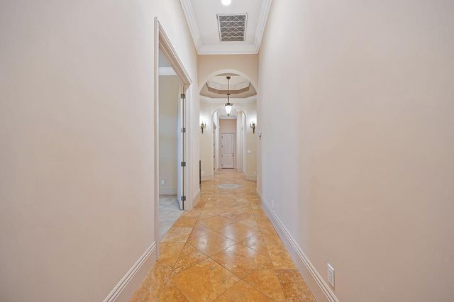 3430 Nadine St, Carmichael, CA 95608