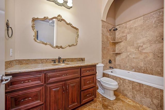 3430 Nadine St, Carmichael, CA 95608