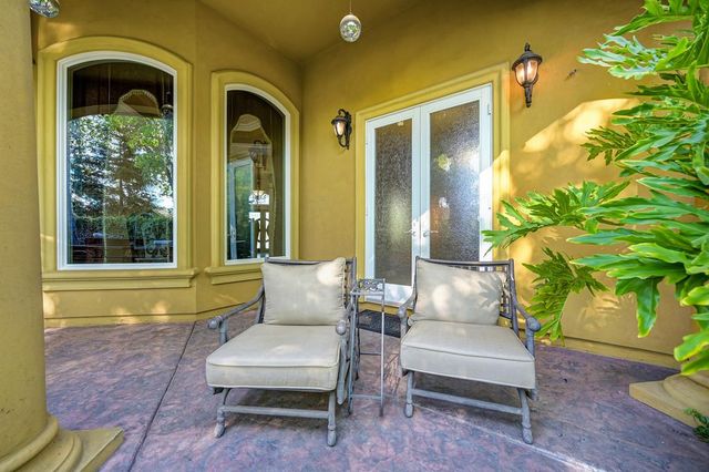 3430 Nadine St, Carmichael, CA 95608