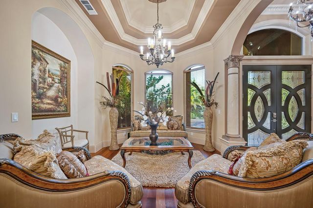 3430 Nadine St, Carmichael, CA 95608