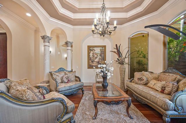 3430 Nadine St, Carmichael, CA 95608