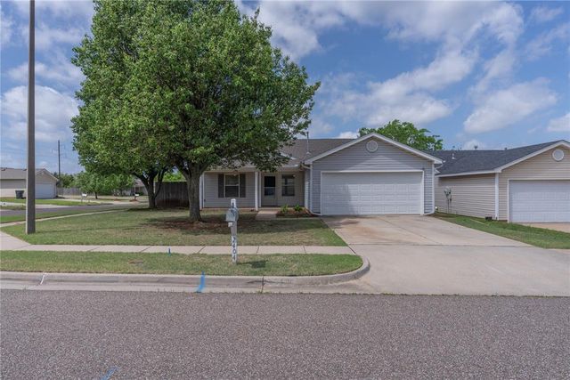 2404 Hunting Horse Trail, Norman, OK 73071