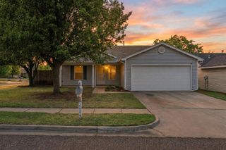 2404 Hunting Horse Trail, Norman, OK 73071