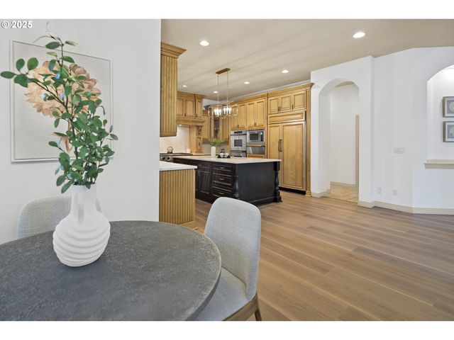 1006 Se 199TH Pl, Camas, WA 98607