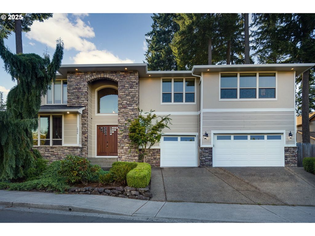 1006 Se 199TH Pl, Camas, WA 98607