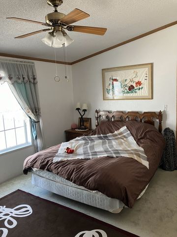 6801 S La Grange Road D17, Hodgkins, IL 60525