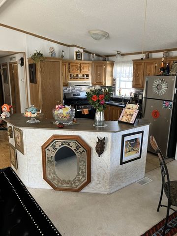 6801 S La Grange Road D17, Hodgkins, IL 60525