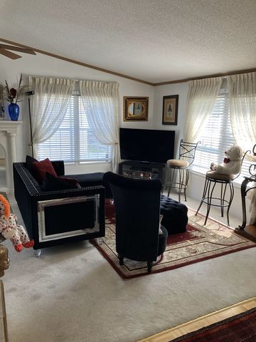 6801 S La Grange Road D17, Hodgkins, IL 60525