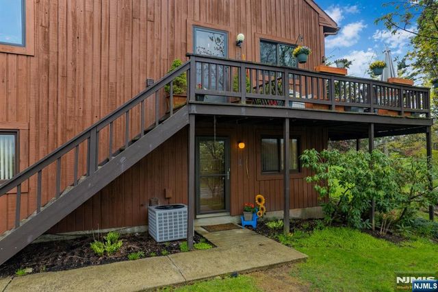 3 Beaver Creek 1, Vernon, NJ 07462