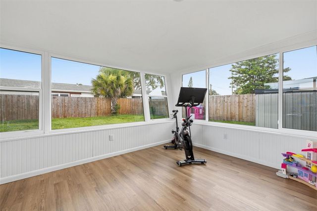 9851 52ND STREET N, Pinellas Park, FL 33782