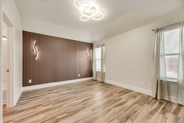 925 Walls Boulevard, Crowley, TX 76036