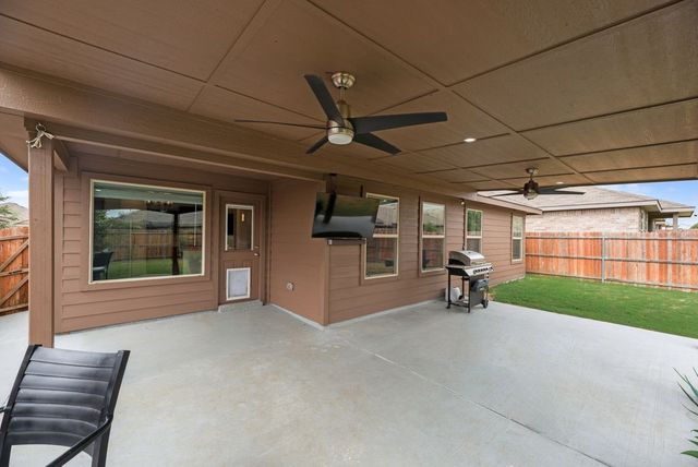 925 Walls Boulevard, Crowley, TX 76036