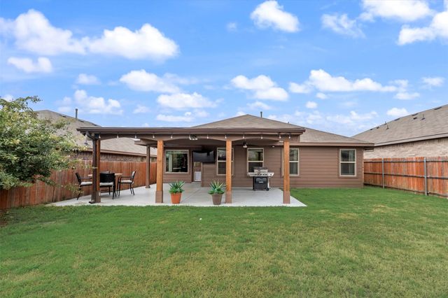 925 Walls Boulevard, Crowley, TX 76036