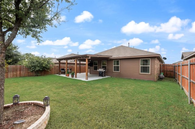 925 Walls Boulevard, Crowley, TX 76036