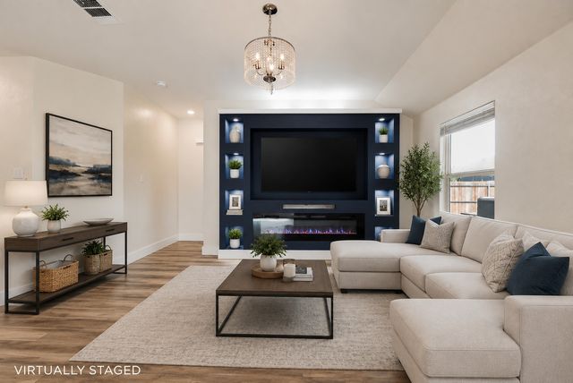 925 Walls Boulevard, Crowley, TX 76036