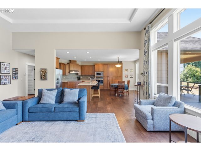 4197 REED St, West Linn, OR 97068