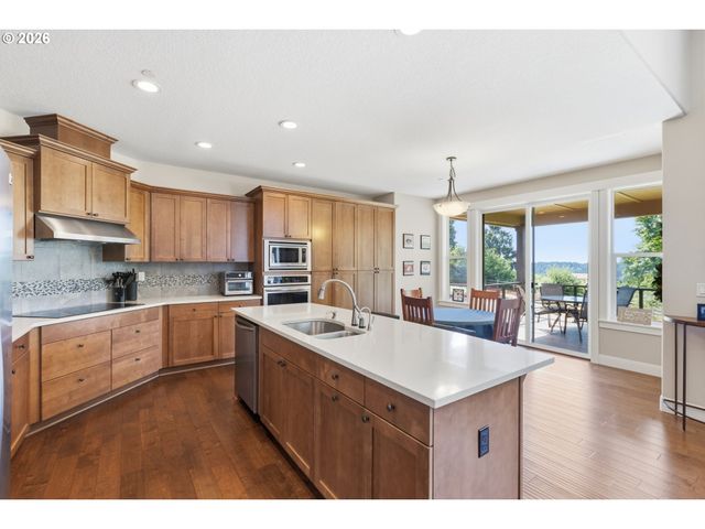 4197 REED St, West Linn, OR 97068