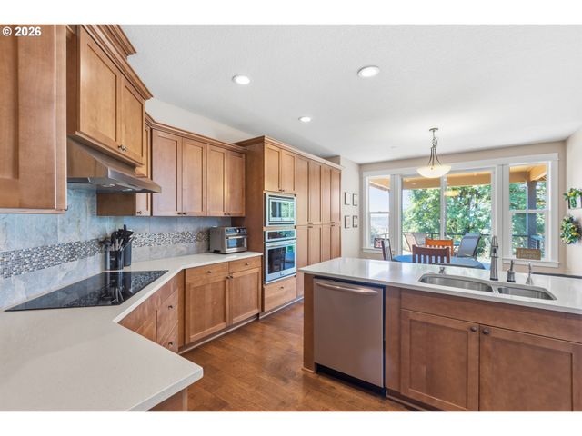 4197 REED St, West Linn, OR 97068