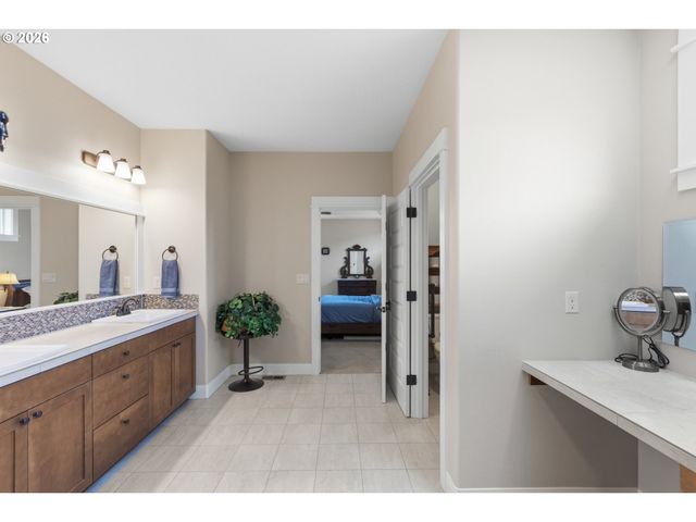 4197 REED St, West Linn, OR 97068