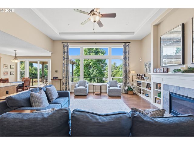 4197 REED St, West Linn, OR 97068