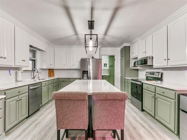 1925 Kyle Drive, Guthrie, OK 73044