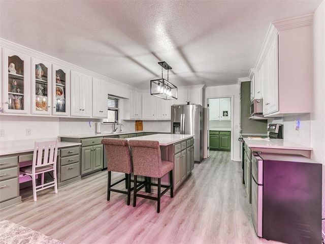 1925 Kyle Drive, Guthrie, OK 73044