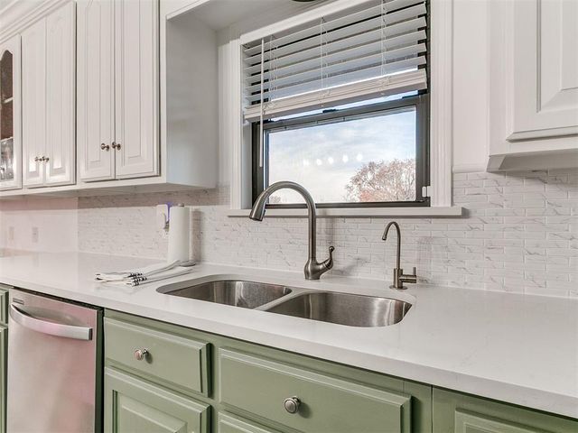 1925 Kyle Drive, Guthrie, OK 73044