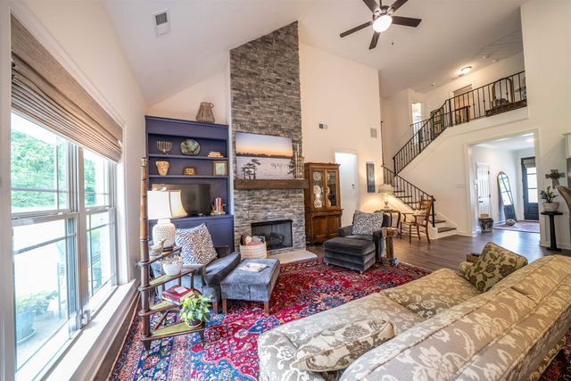 20 GREYSON CV, Oakland, TN 38060