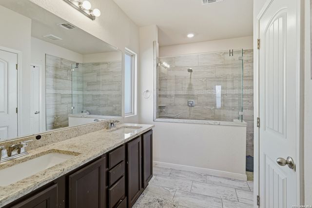 4819 Top Ridge, Schertz, TX 78108