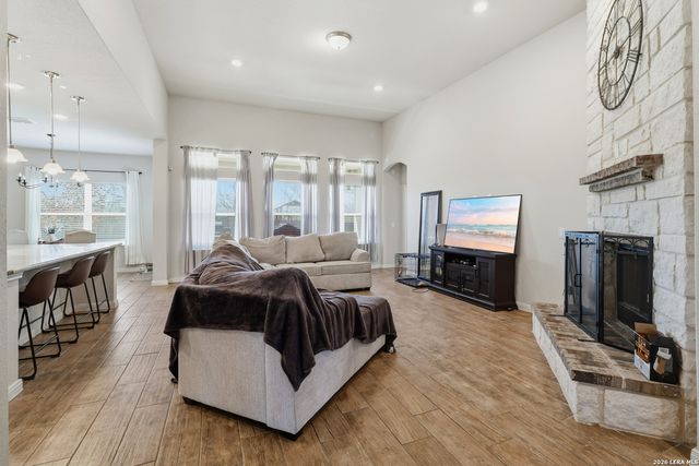 4819 Top Ridge, Schertz, TX 78108