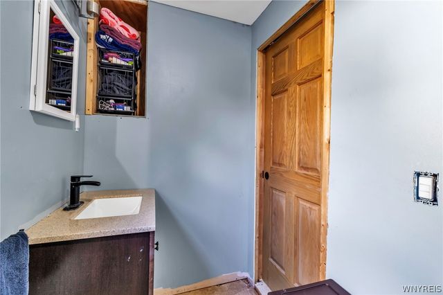 2961 Franklin Street, Cambria, NY 14132