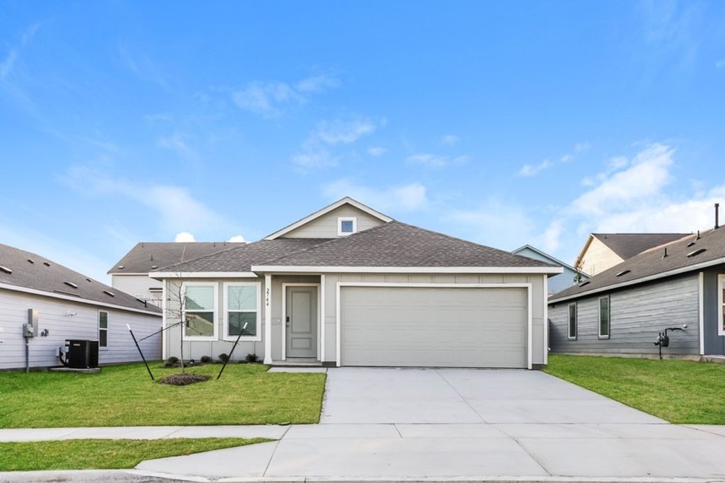 2748 Mistwood Drive, Fort Worth, TX 76108