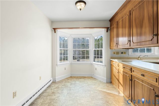 66 Georgia Ave., Warsaw, VA 22572