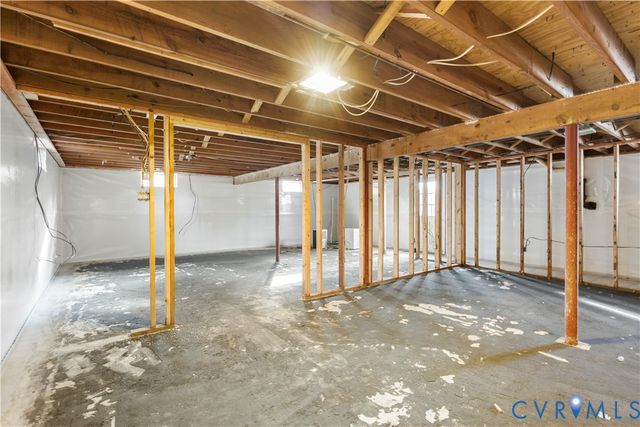 66 Georgia Ave., Warsaw, VA 22572