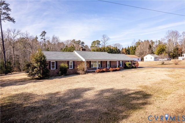 66 Georgia Ave., Warsaw, VA 22572