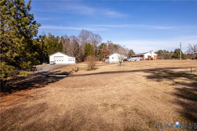 66 Georgia Ave., Warsaw, VA 22572