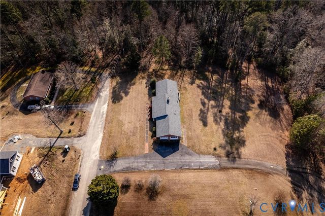 66 Georgia Ave., Warsaw, VA 22572