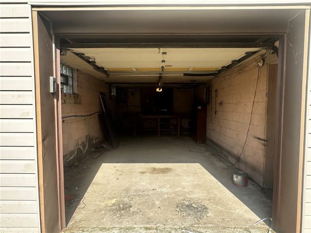 600 Stiefel Ave, Franklin Twp, PA 16117