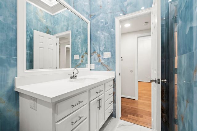 4023 Breakwood Drive, Houston, TX 77025