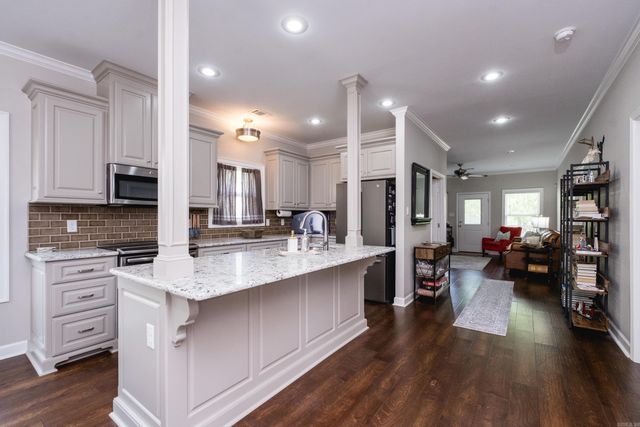 400 Rice Street, Little Rock, AR 72205