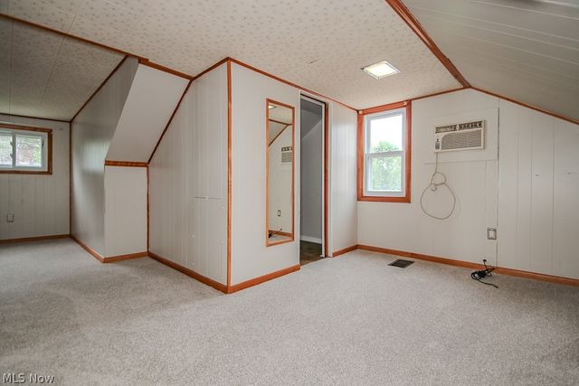 262 E 323rd Street, Willowick, OH 44095