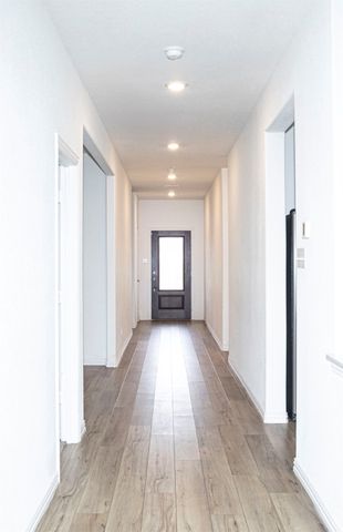 11412 Aspen Meadows Court, Aubrey, TX 76227