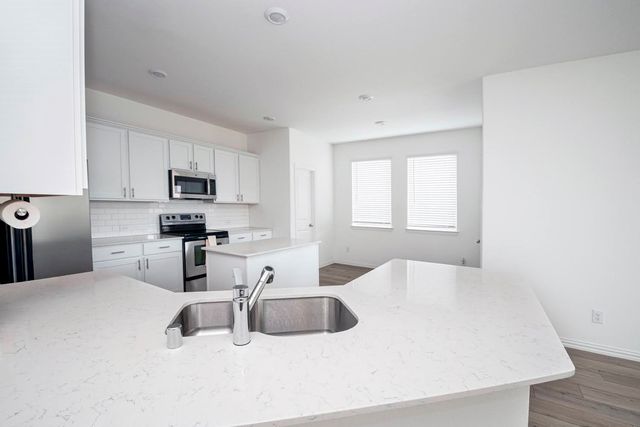 11412 Aspen Meadows Court, Aubrey, TX 76227