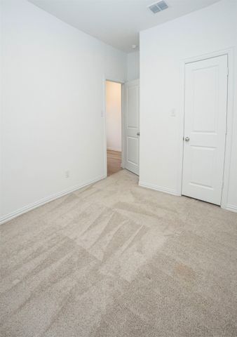 11412 Aspen Meadows Court, Aubrey, TX 76227