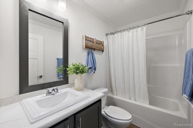 4420 Maple Leaf Trail, Flint, MI 48506